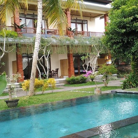 Nyoman Sandi Pensión Ubud Exterior foto