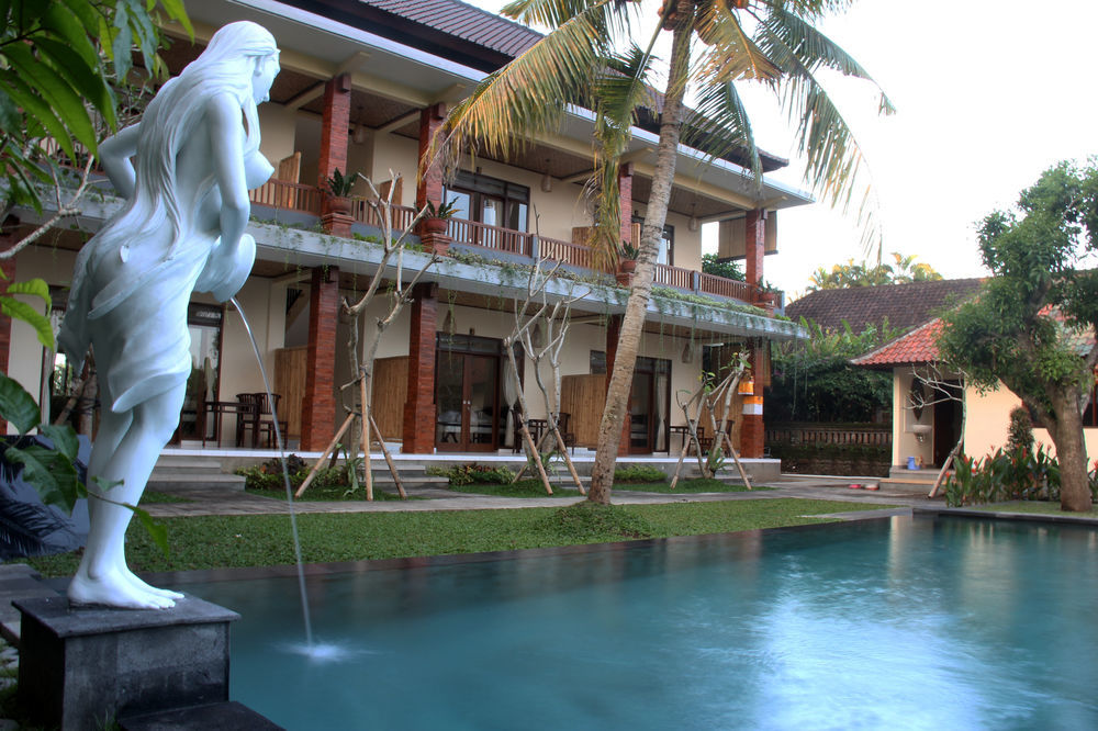 Nyoman Sandi Pensión Ubud Exterior foto