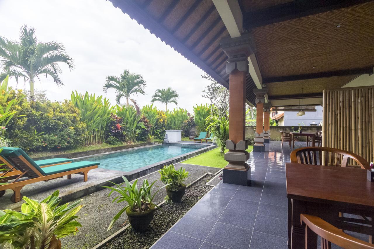 Nyoman Sandi Pensión Ubud Exterior foto