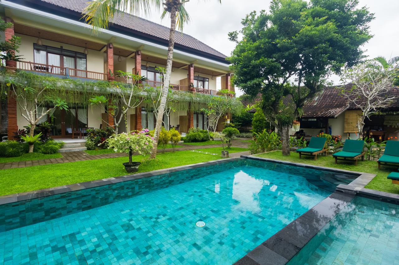 Nyoman Sandi Pensión Ubud Exterior foto