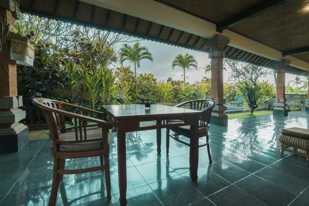 Nyoman Sandi Pensión Ubud Exterior foto